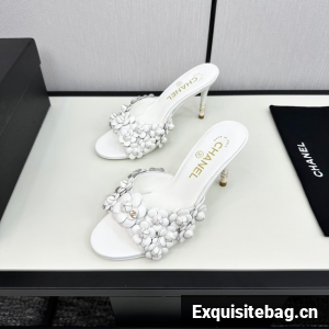 Chanel WOMENS GG SLIDE SANDAL 11293-3