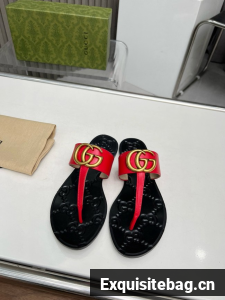 Gucci WOMENS THONG SANDAL WITH DOUBLE G 55296-5