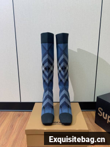 Burberry Shoes BBS00035