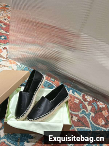 Burberry Shoes Couple BBS00038