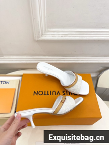Louis Vuitton Heel 5CM sandals 21041-4
