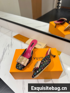Louis Vuitton Slippers 45001-6