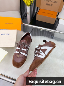 Louis Vuitton Sneakerin 1AIVJN-2