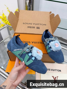 Louis Vuitton Sneakerin 1AIVJN-6