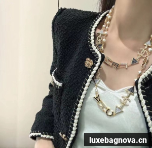 Chanel necklace CE81644