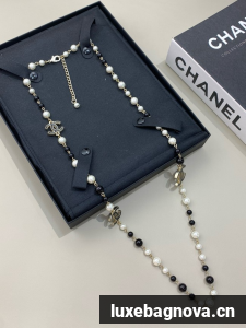 Chanel necklace CE81902