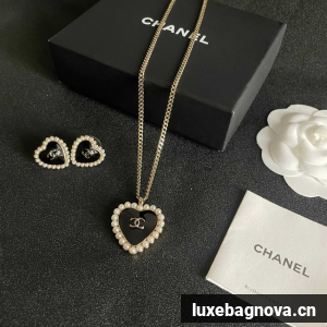 Chanel necklace& Earring CE81721