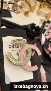 Chanel brooch CE16738