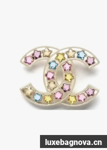 Chanel brooch CE16865