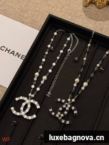 Chanel necklace CE16628